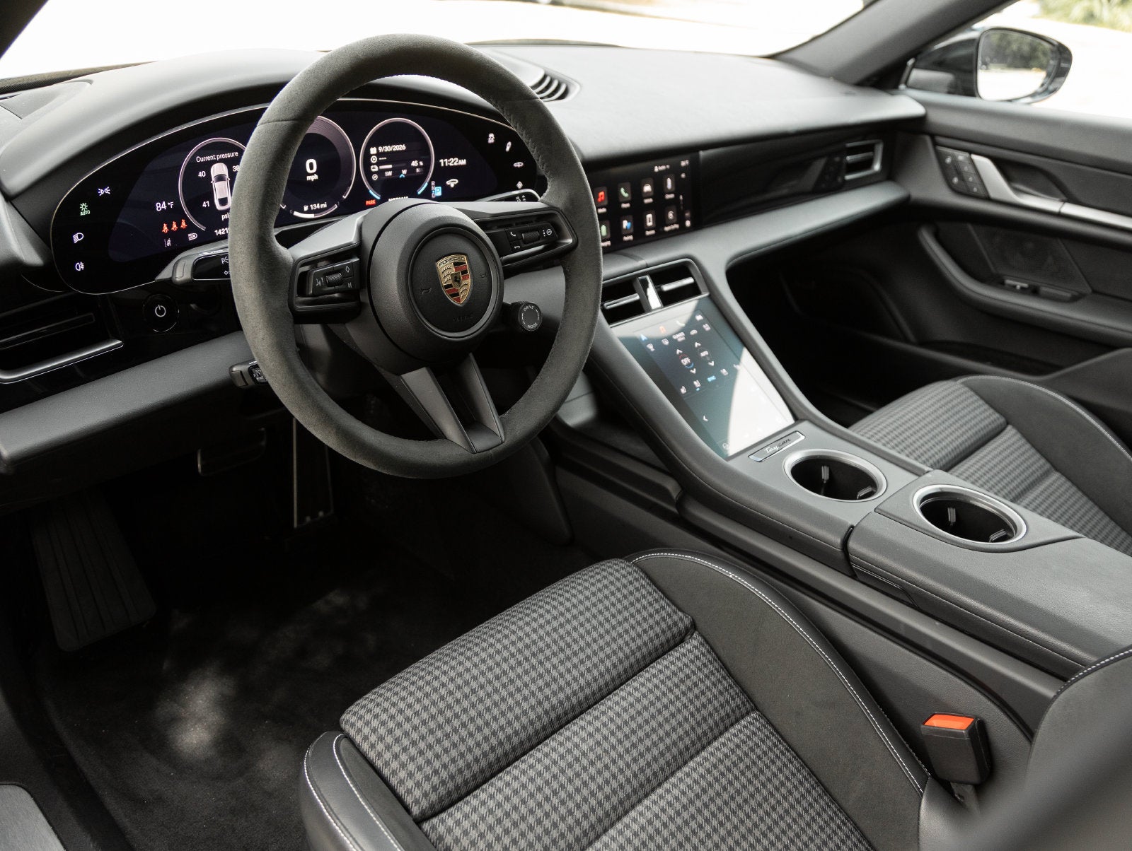 2025 Porsche Taycan Taycan 4