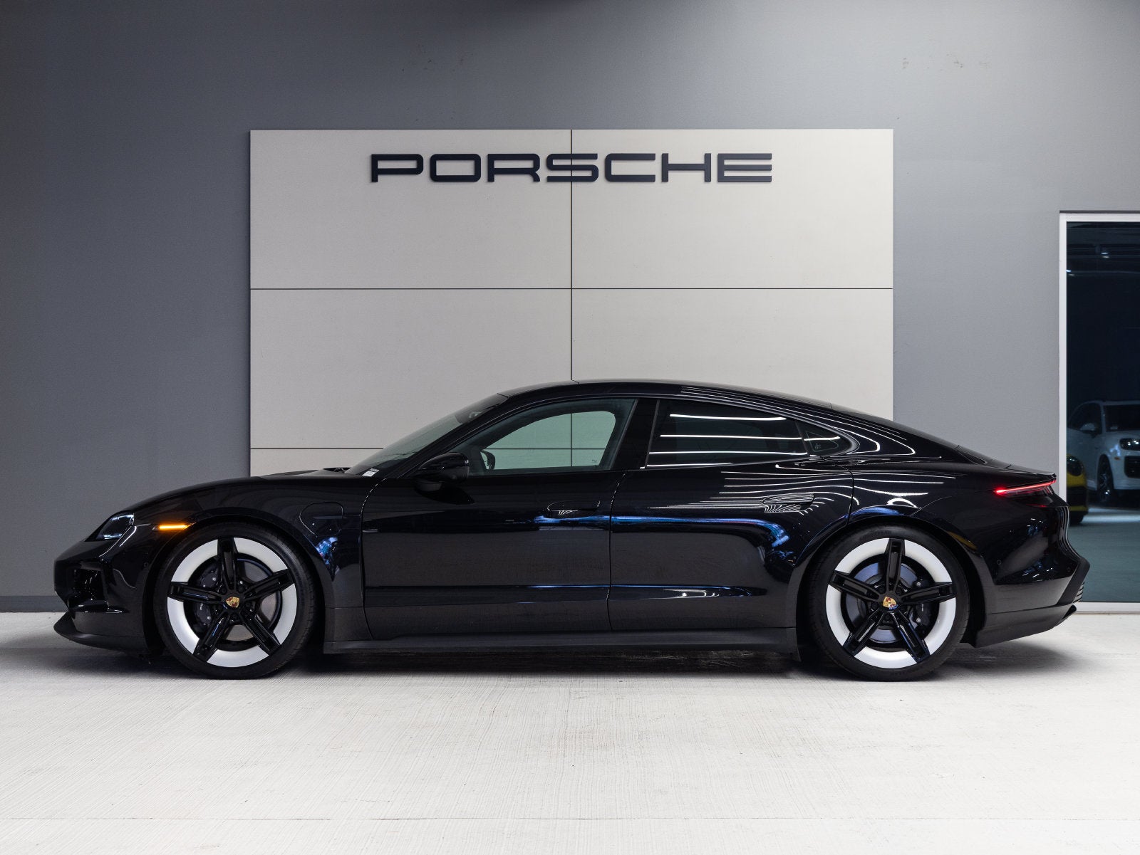 2025 Porsche Taycan Taycan 4