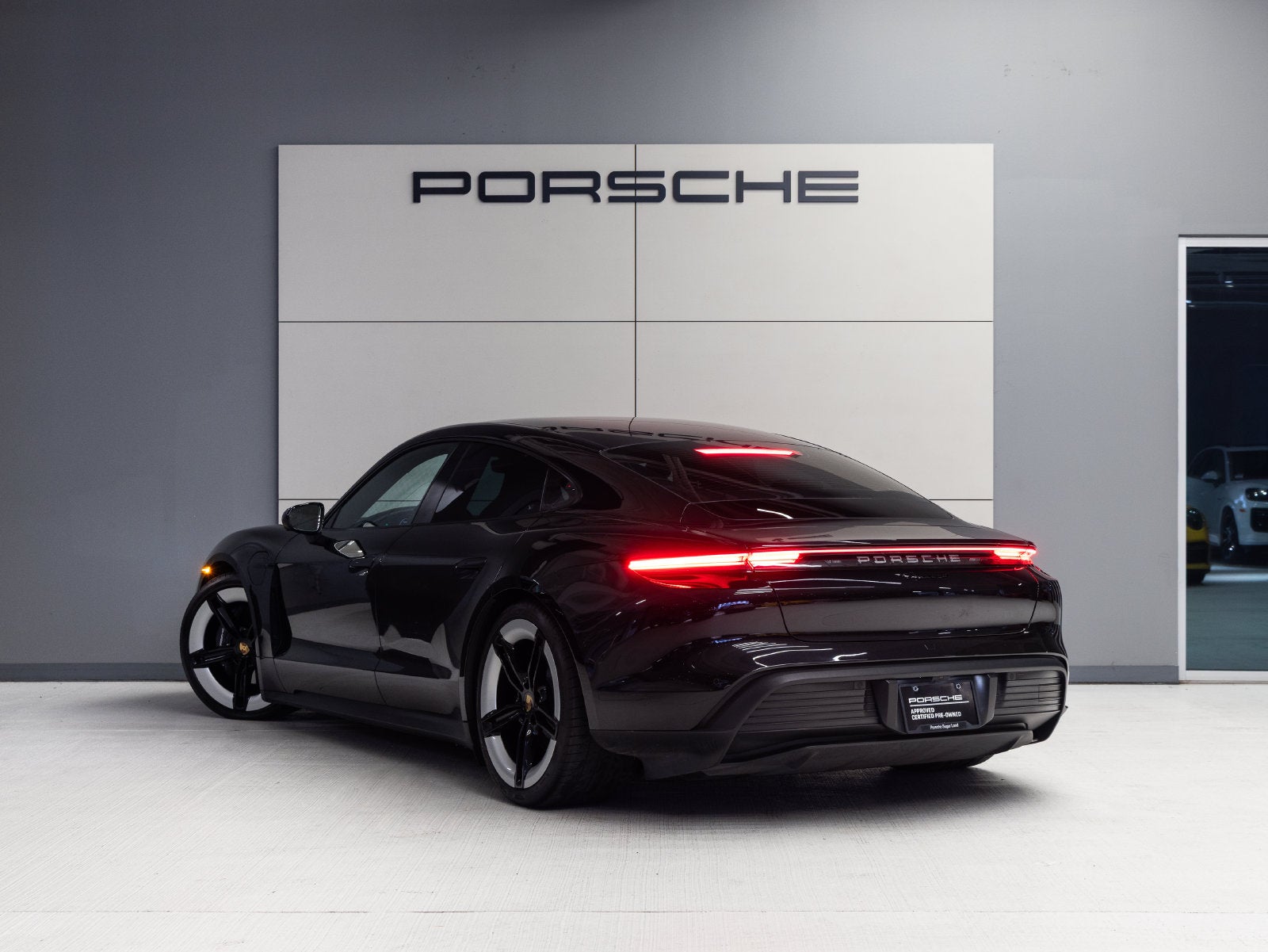 2025 Porsche Taycan Taycan 4