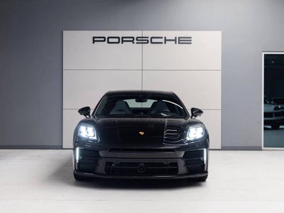 2024 Porsche Panamera 4