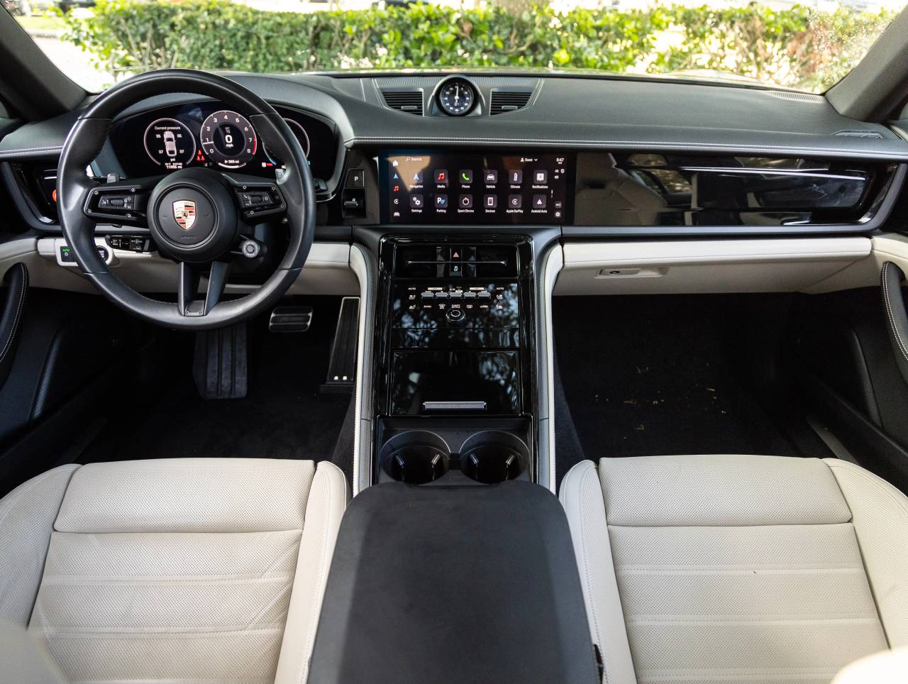 2024 Porsche Panamera 4