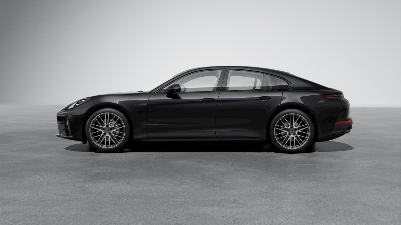 2024 Porsche Panamera 4