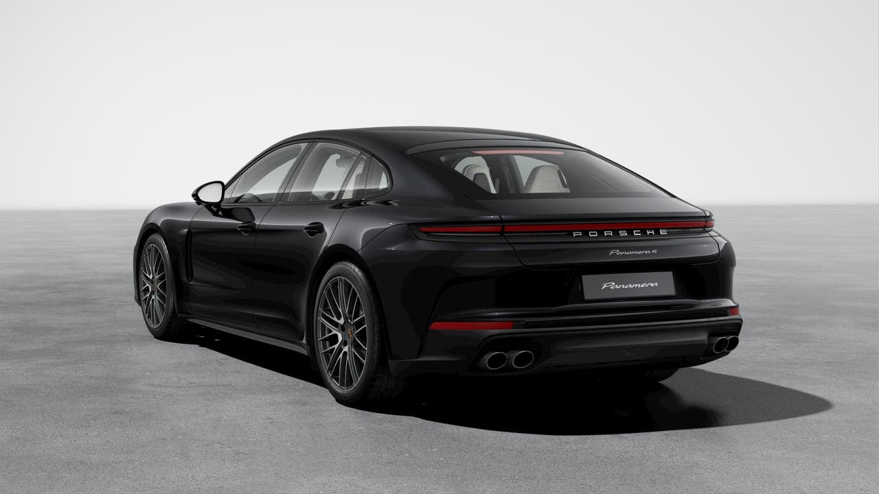 2024 Porsche Panamera 4