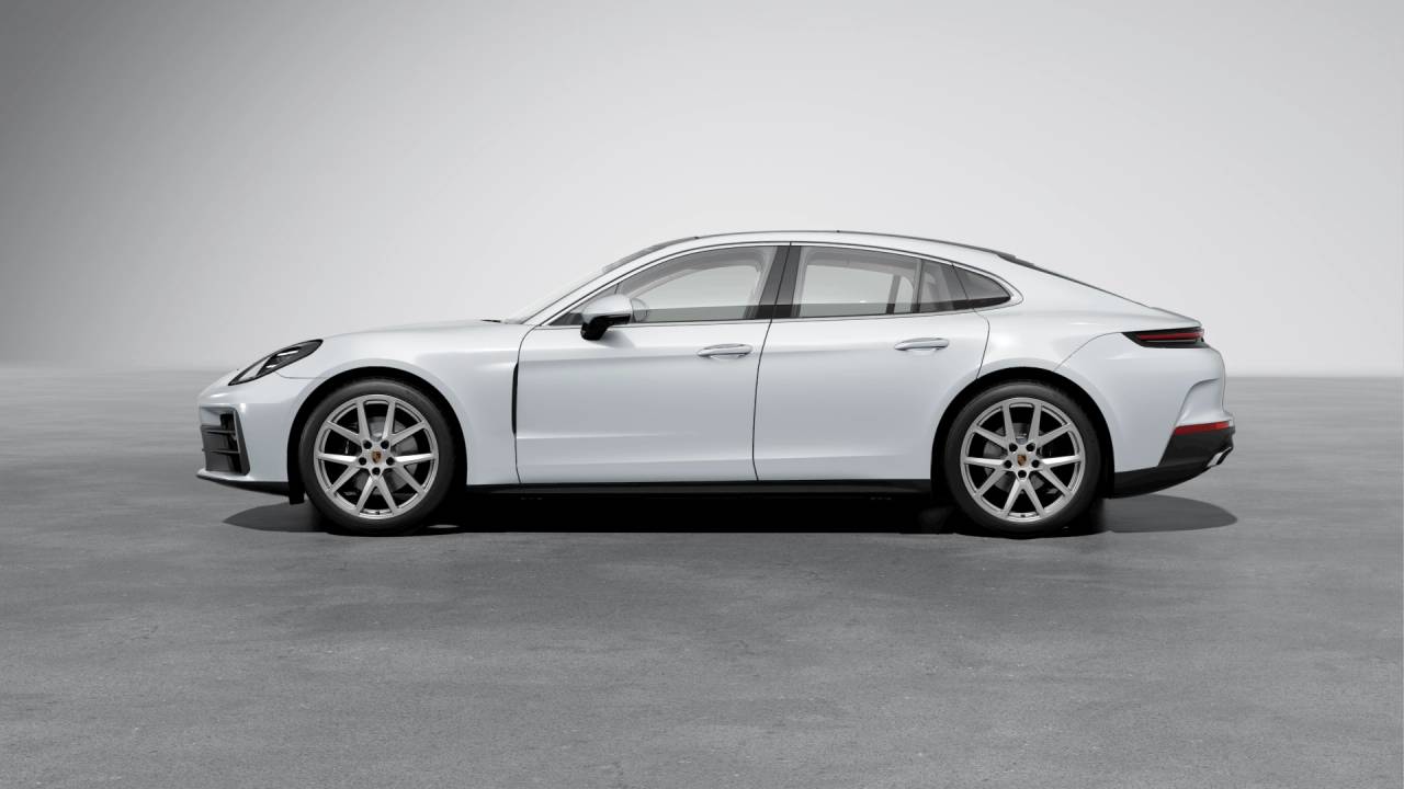 2025 Porsche Panamera RWD