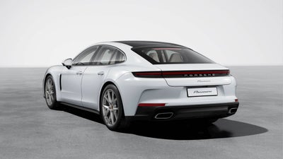 2025 Porsche Panamera RWD