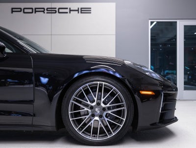 2026 Porsche Panamera Panamera 4