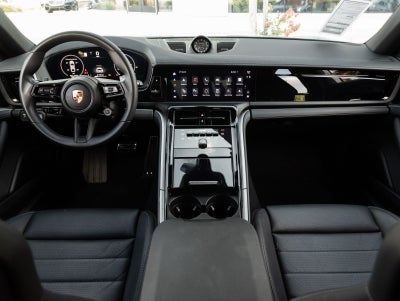 2025 Porsche Panamera Panamera