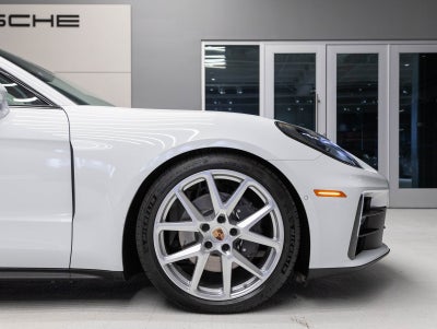 2026 Porsche Panamera Panamera 4