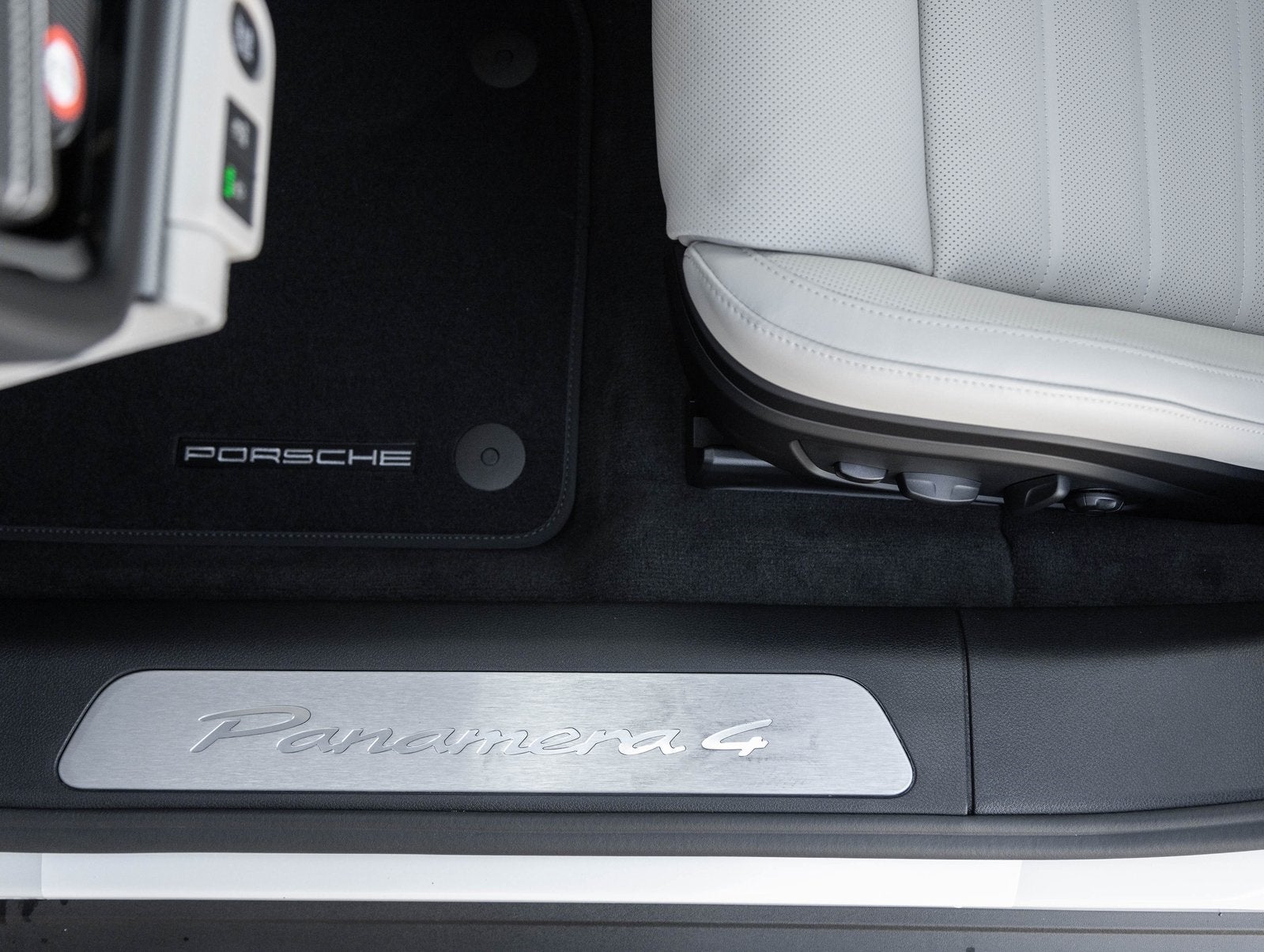 2026 Porsche Panamera Panamera 4