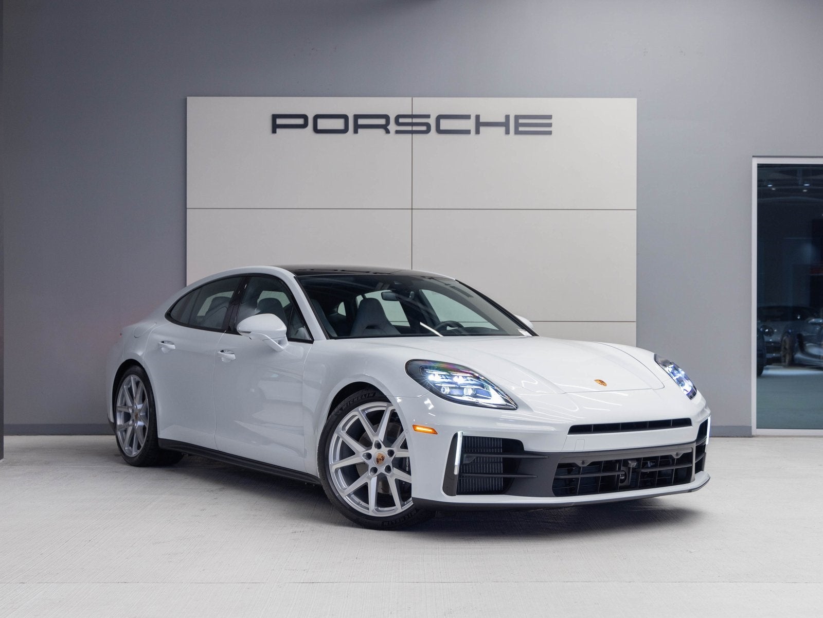 2026 Porsche Panamera Panamera 4
