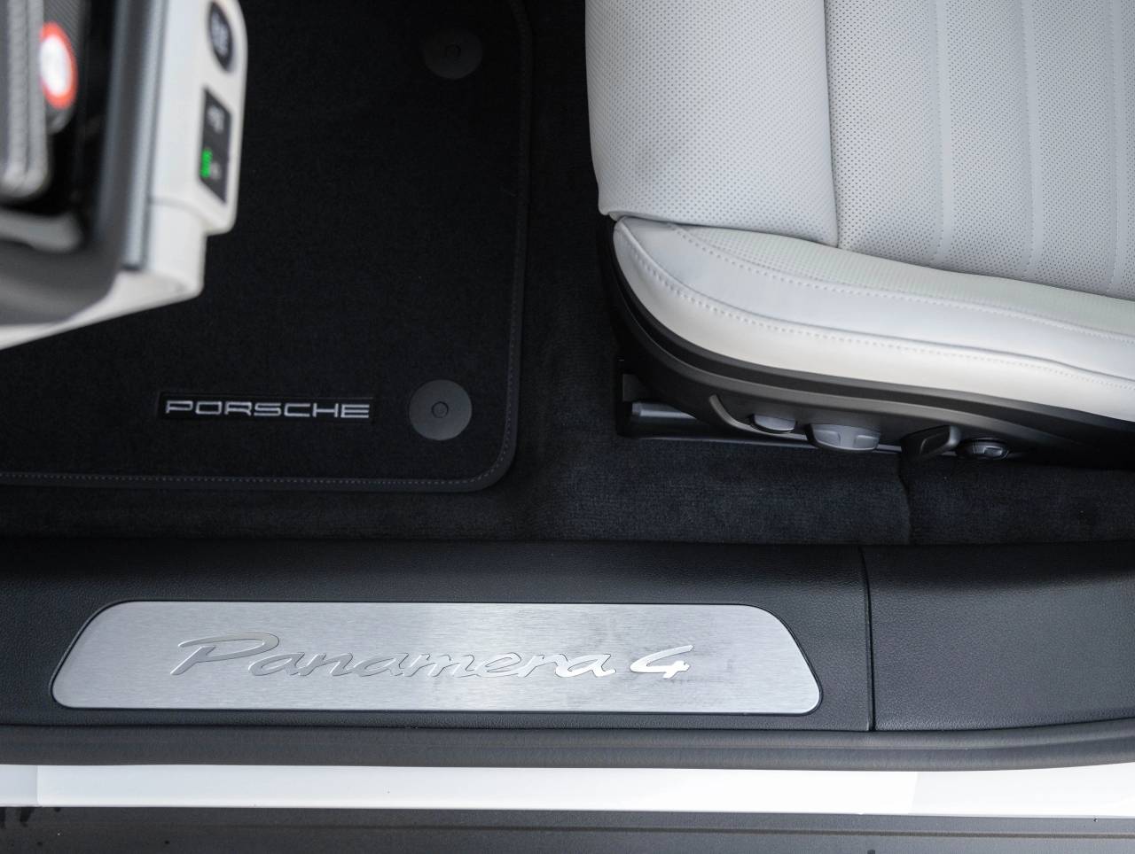 2026 Porsche Panamera Panamera 4