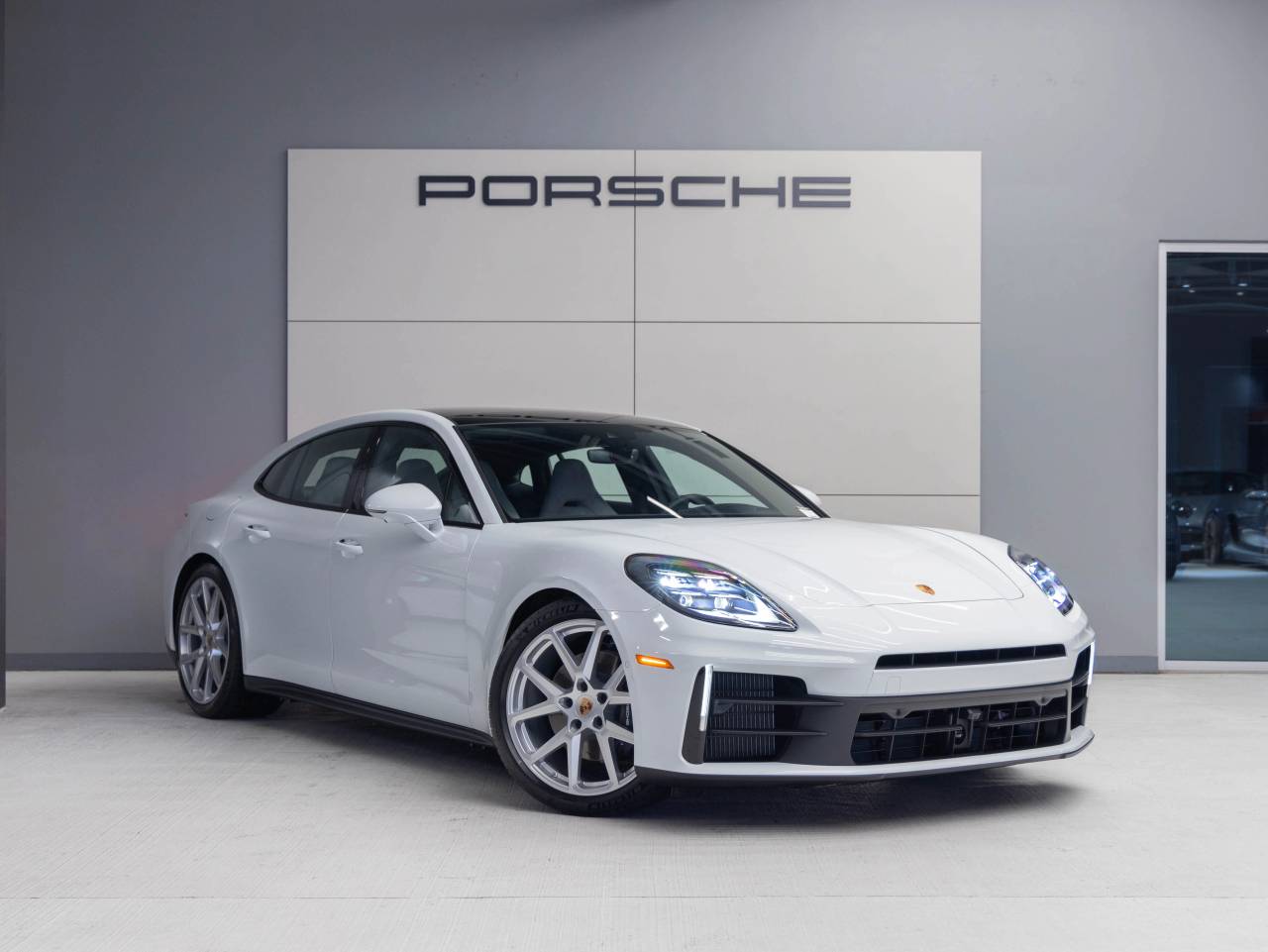 2026 Porsche Panamera Panamera 4