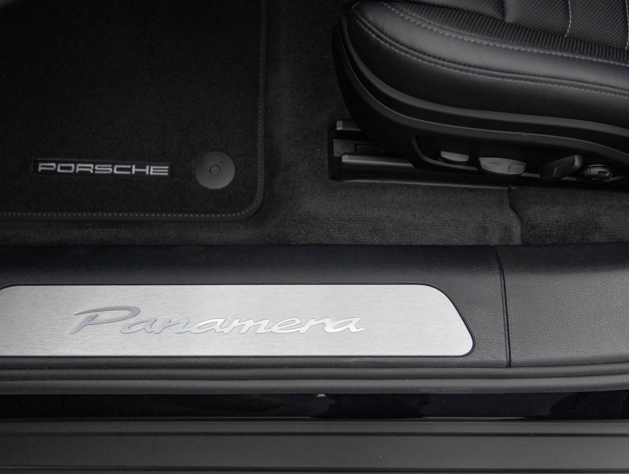 2025 Porsche Panamera Panamera