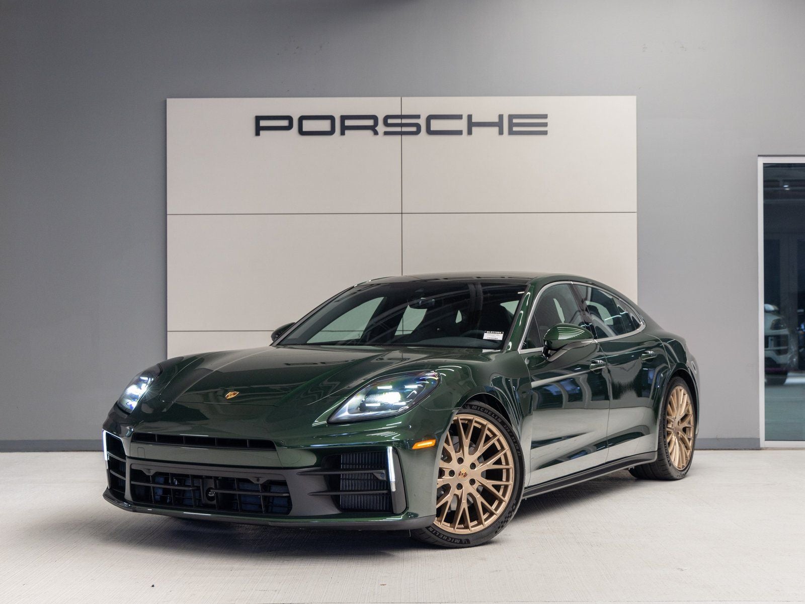 2025 Porsche Panamera Panamera