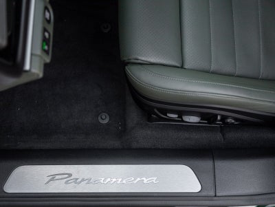 2025 Porsche Panamera Panamera