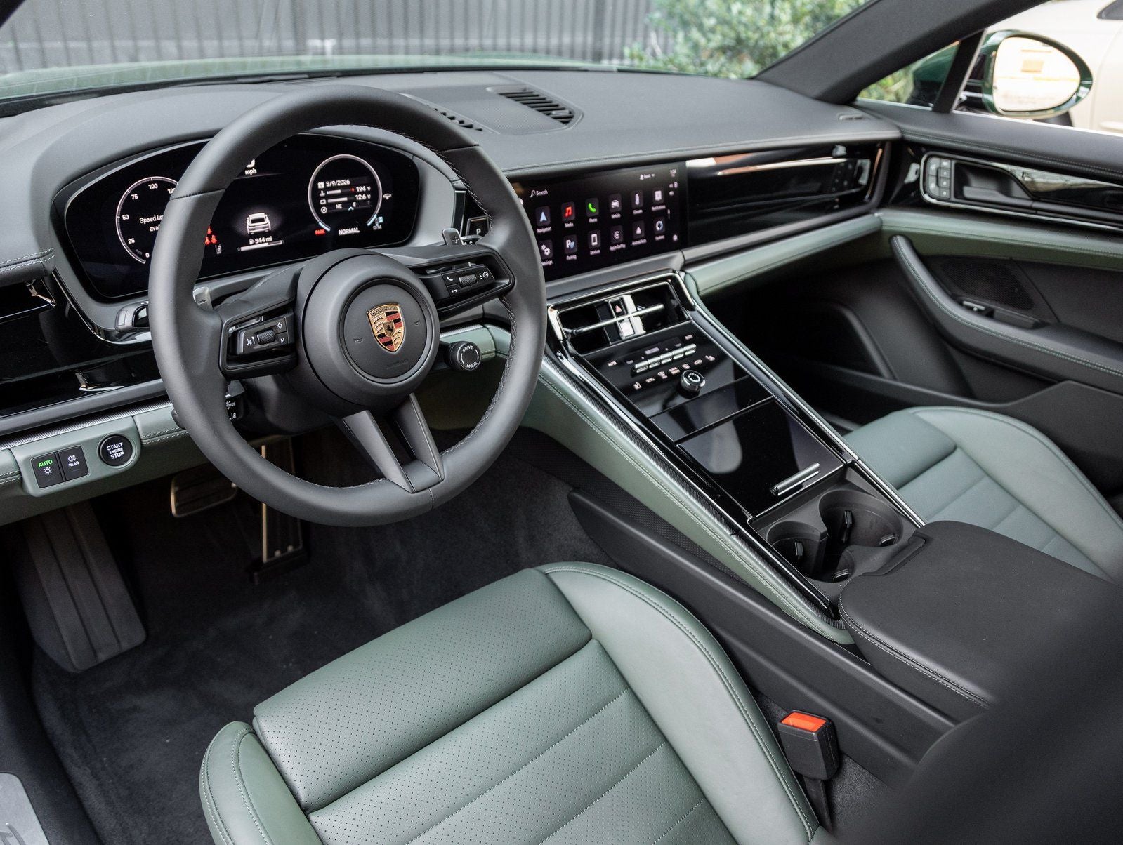 2025 Porsche Panamera Panamera