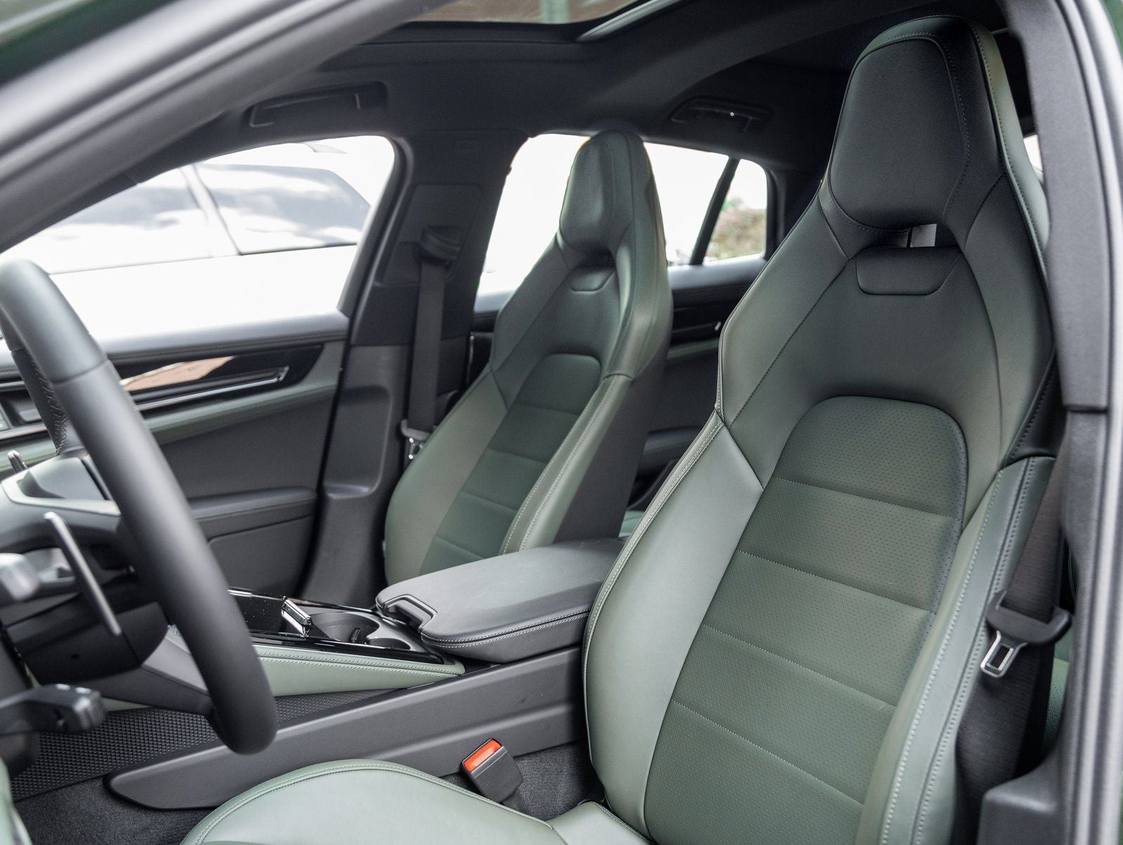 2025 Porsche Panamera Panamera