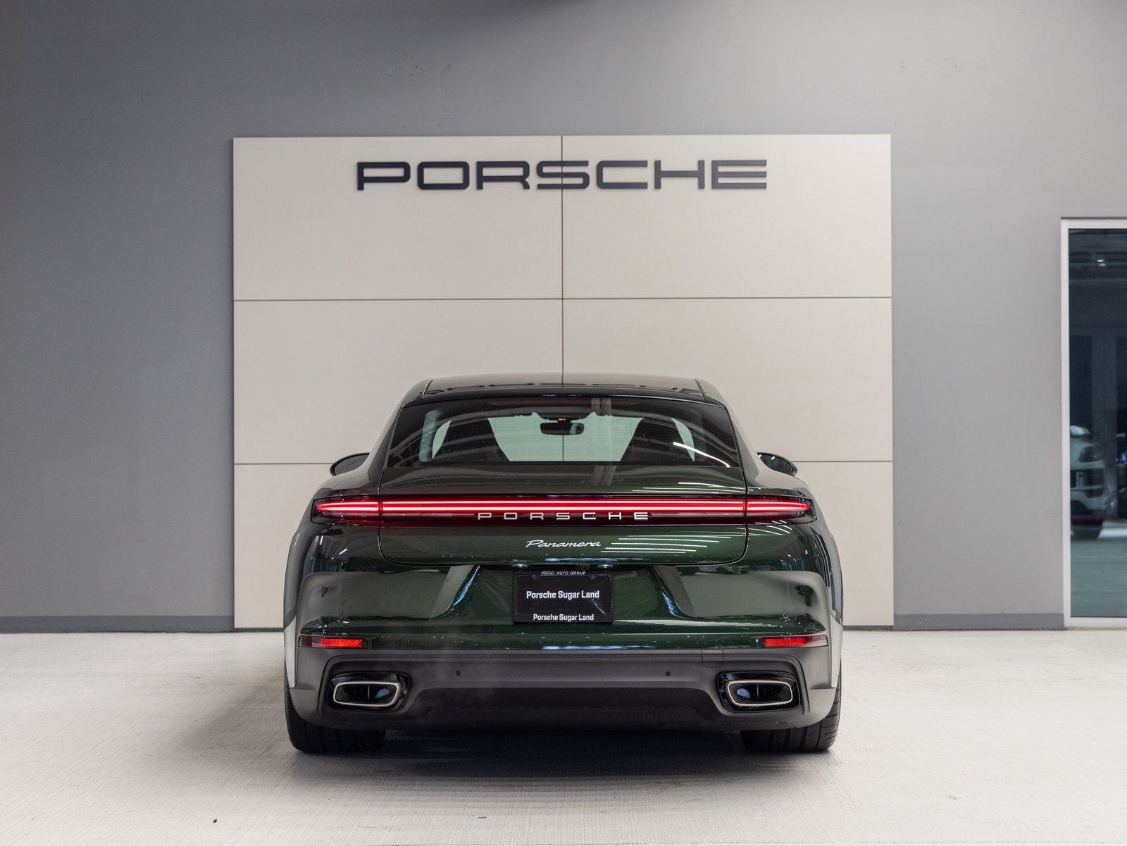 2025 Porsche Panamera Panamera