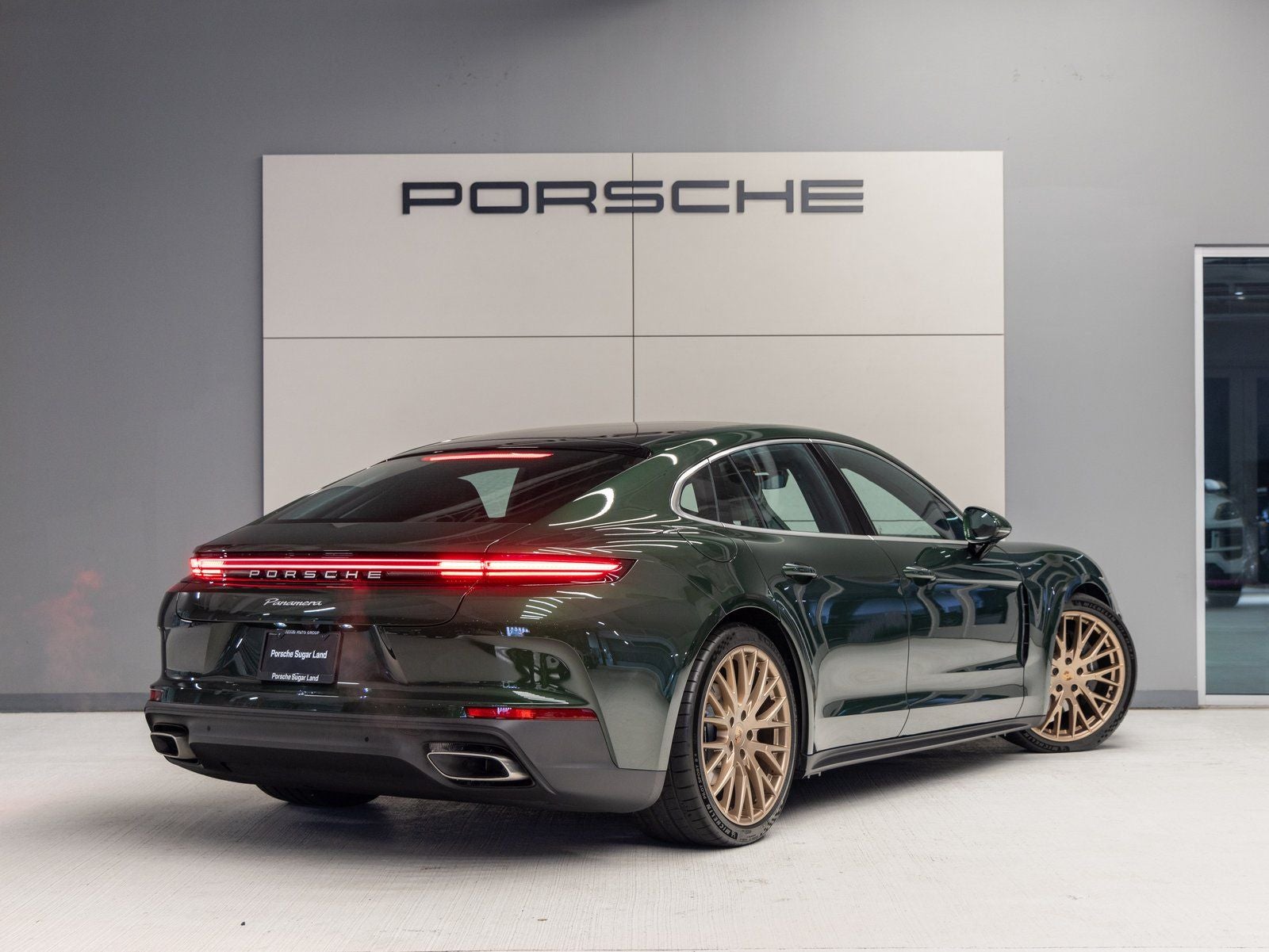 2025 Porsche Panamera Panamera