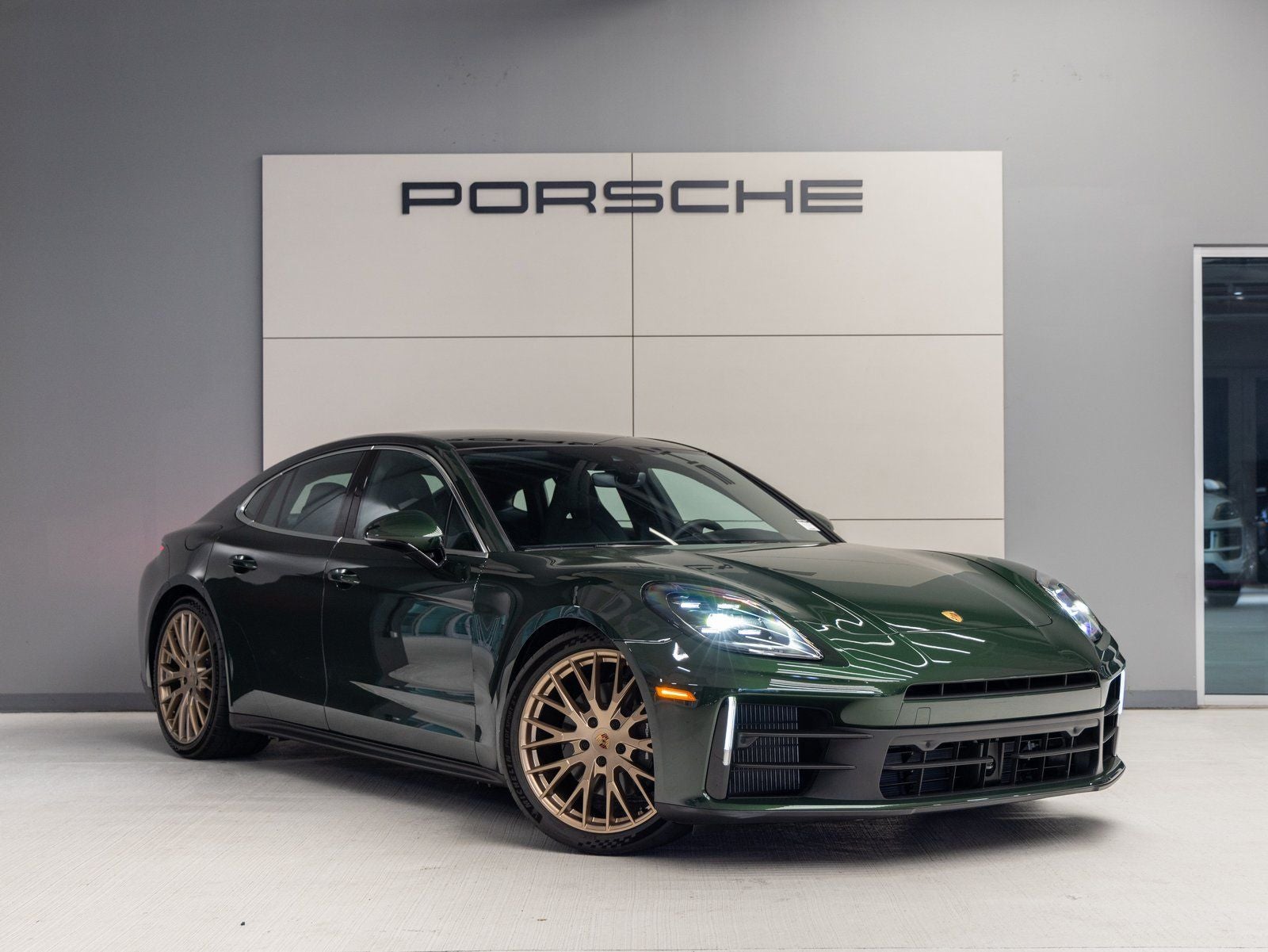 2025 Porsche Panamera Panamera