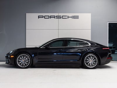 2025 Porsche Panamera Panamera