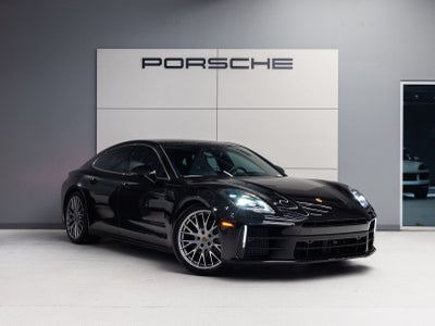 2025 Porsche Panamera Panamera