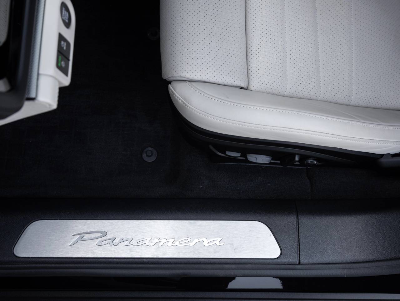 2025 Porsche Panamera Panamera
