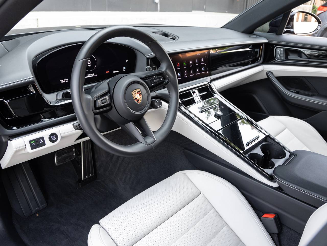 2025 Porsche Panamera Panamera