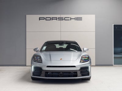 2025 Porsche Panamera Panamera 4