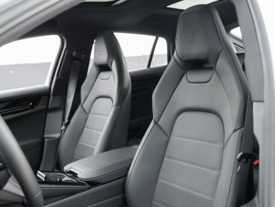 2025 Porsche Panamera Panamera 4