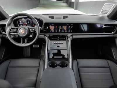 2025 Porsche Panamera Panamera 4