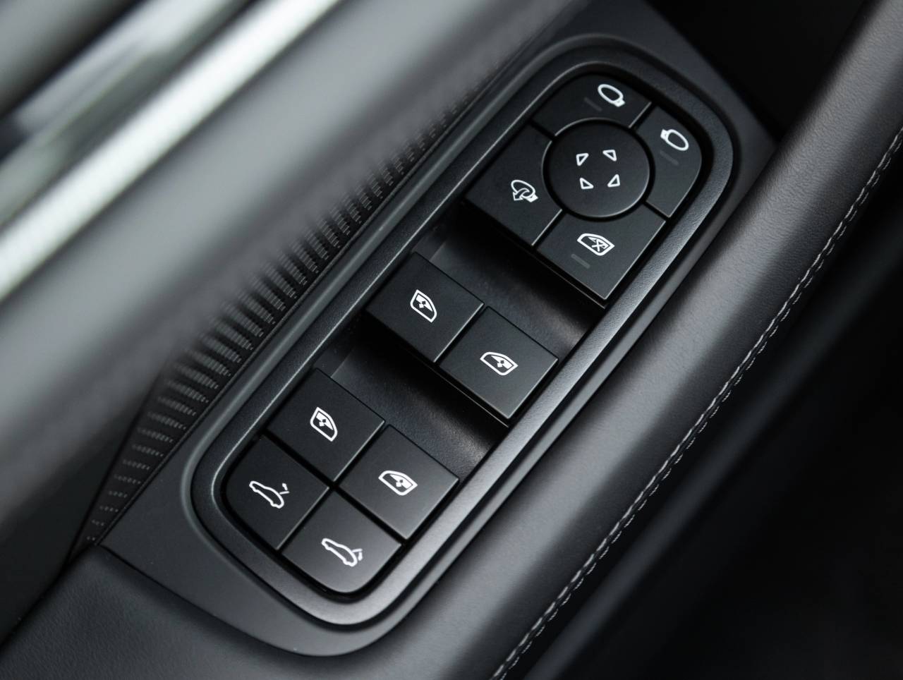 2025 Porsche Panamera Panamera 4