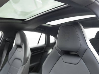 2025 Porsche Panamera Panamera 4