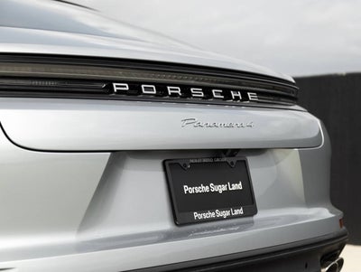 2025 Porsche Panamera Panamera 4