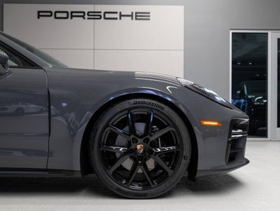 2026 Porsche Panamera Panamera