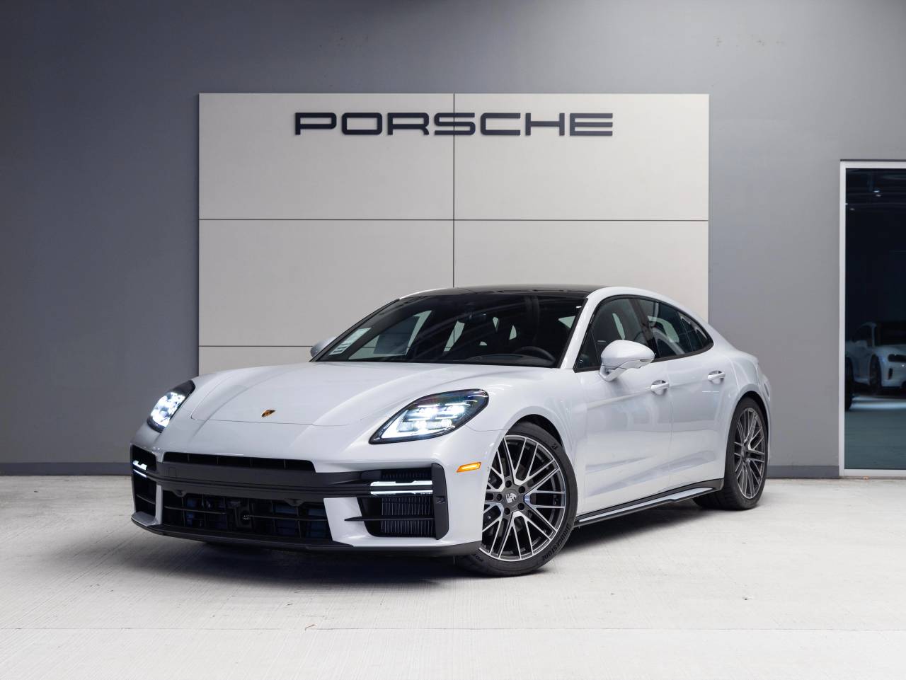 2026 Porsche Panamera Panamera 4