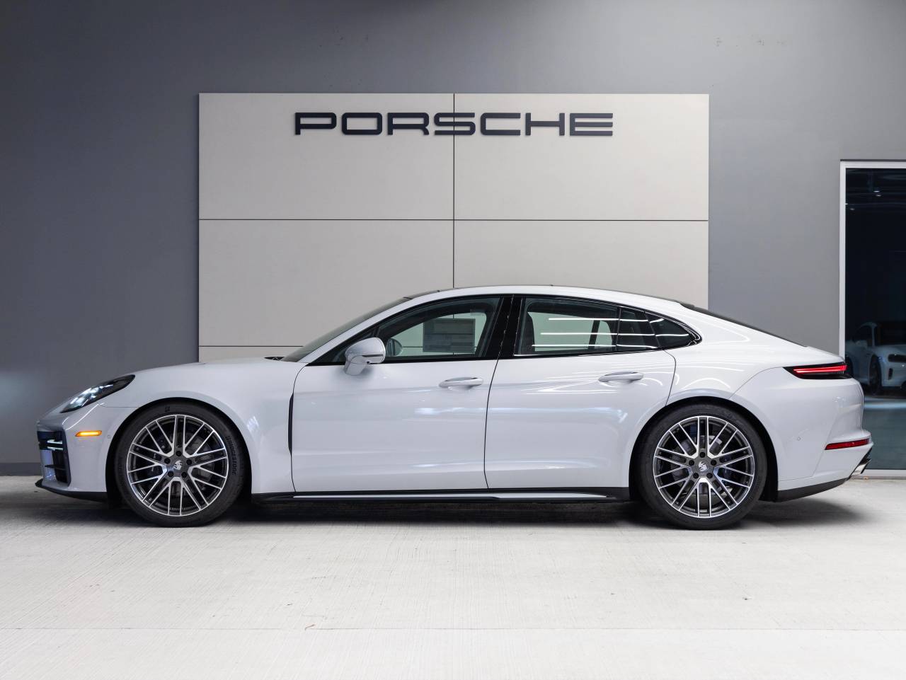 2026 Porsche Panamera Panamera 4