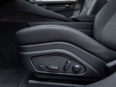 2026 Porsche Panamera RWD