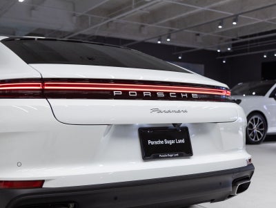 2026 Porsche Panamera RWD