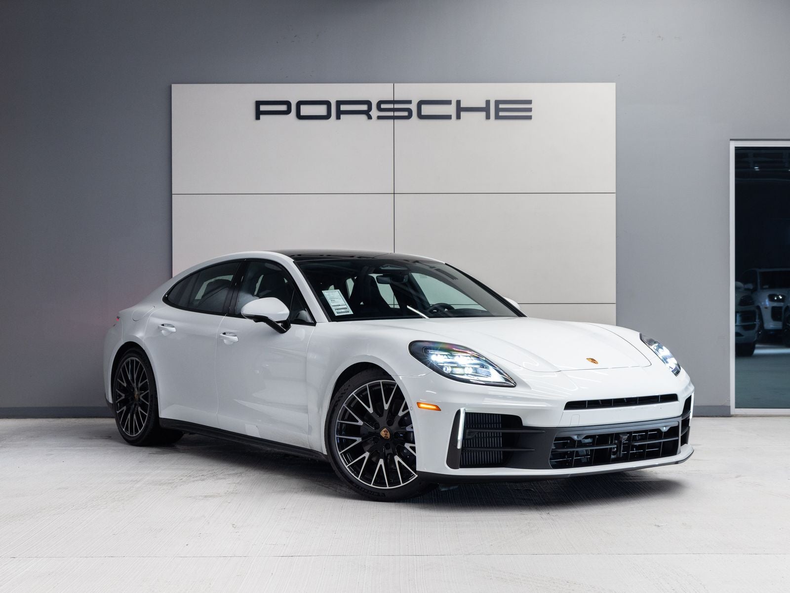2026 Porsche Panamera RWD