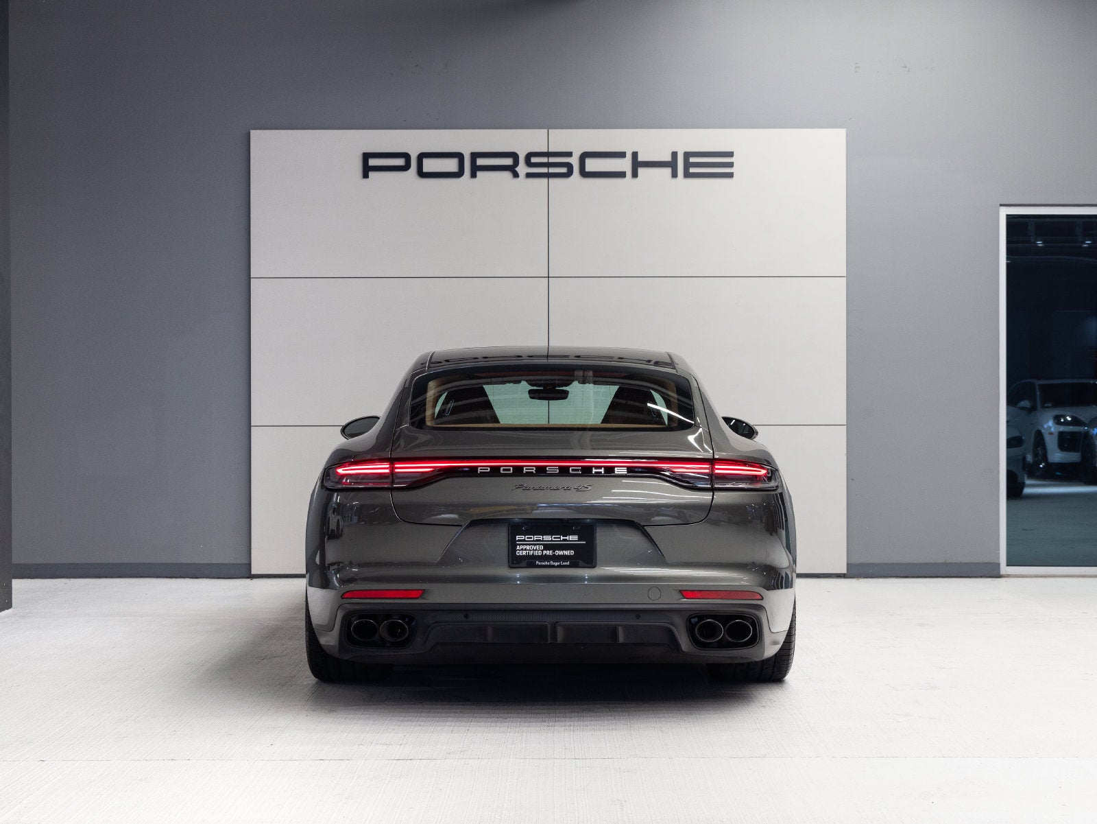 2023 Porsche Panamera Panamera 4S