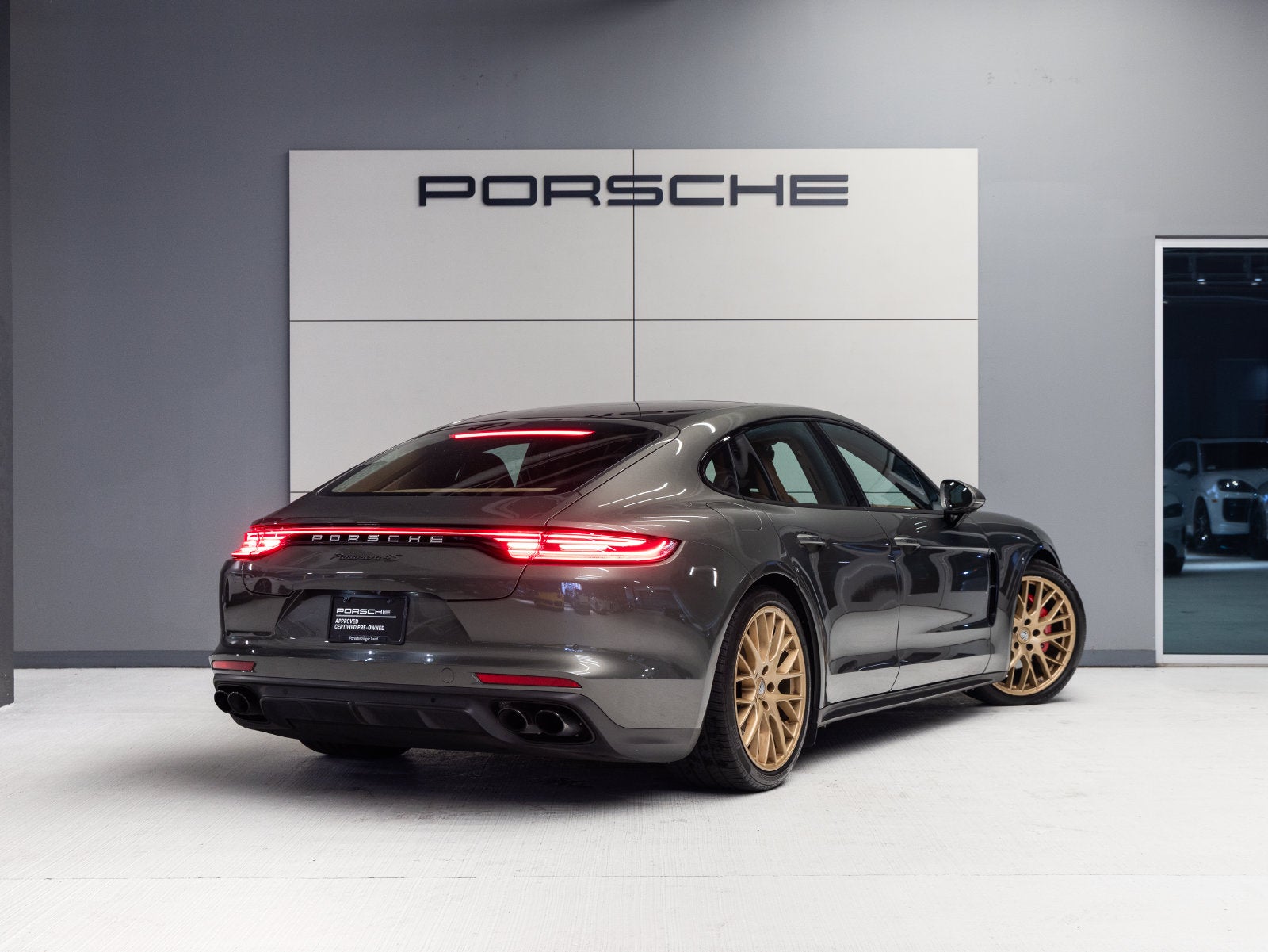 2023 Porsche Panamera Panamera 4S
