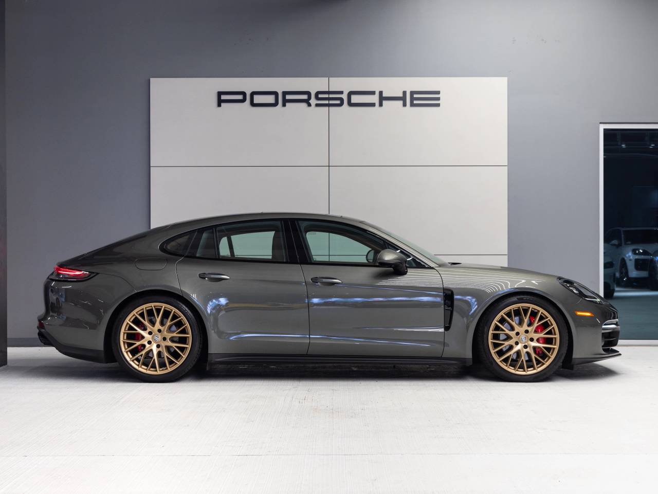 2023 Porsche Panamera Panamera 4S