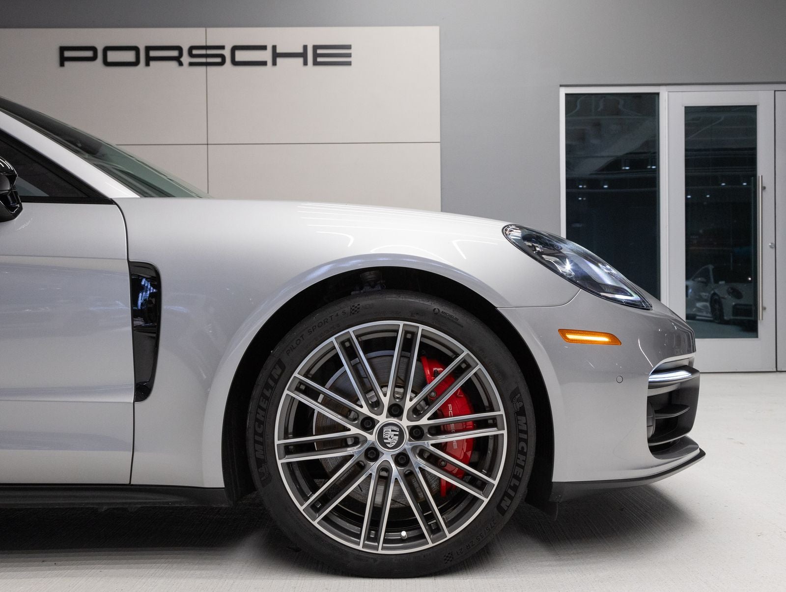 2023 Porsche Panamera 4S