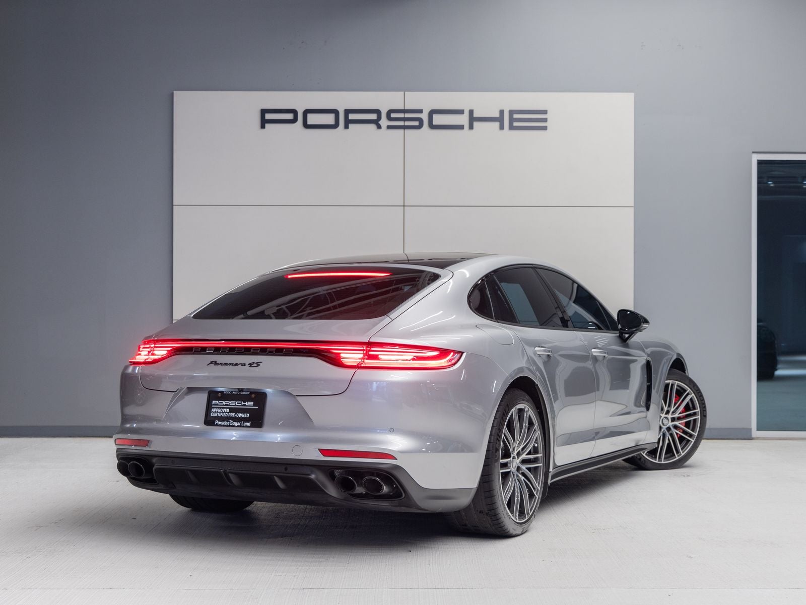 2023 Porsche Panamera 4S