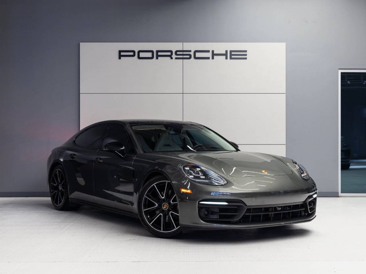 2023 Porsche Panamera Panamera 4S