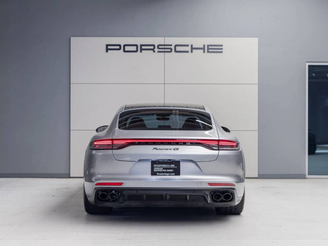 2023 Porsche Panamera Panamera 4S (MY23)