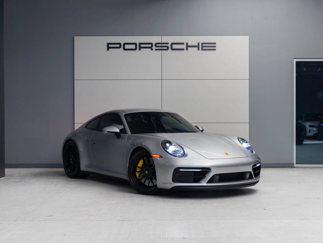 2024 Porsche 911 911 Carrera GTS (MY24)