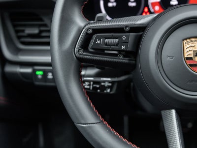 2025 Porsche 911 Carrera GTS