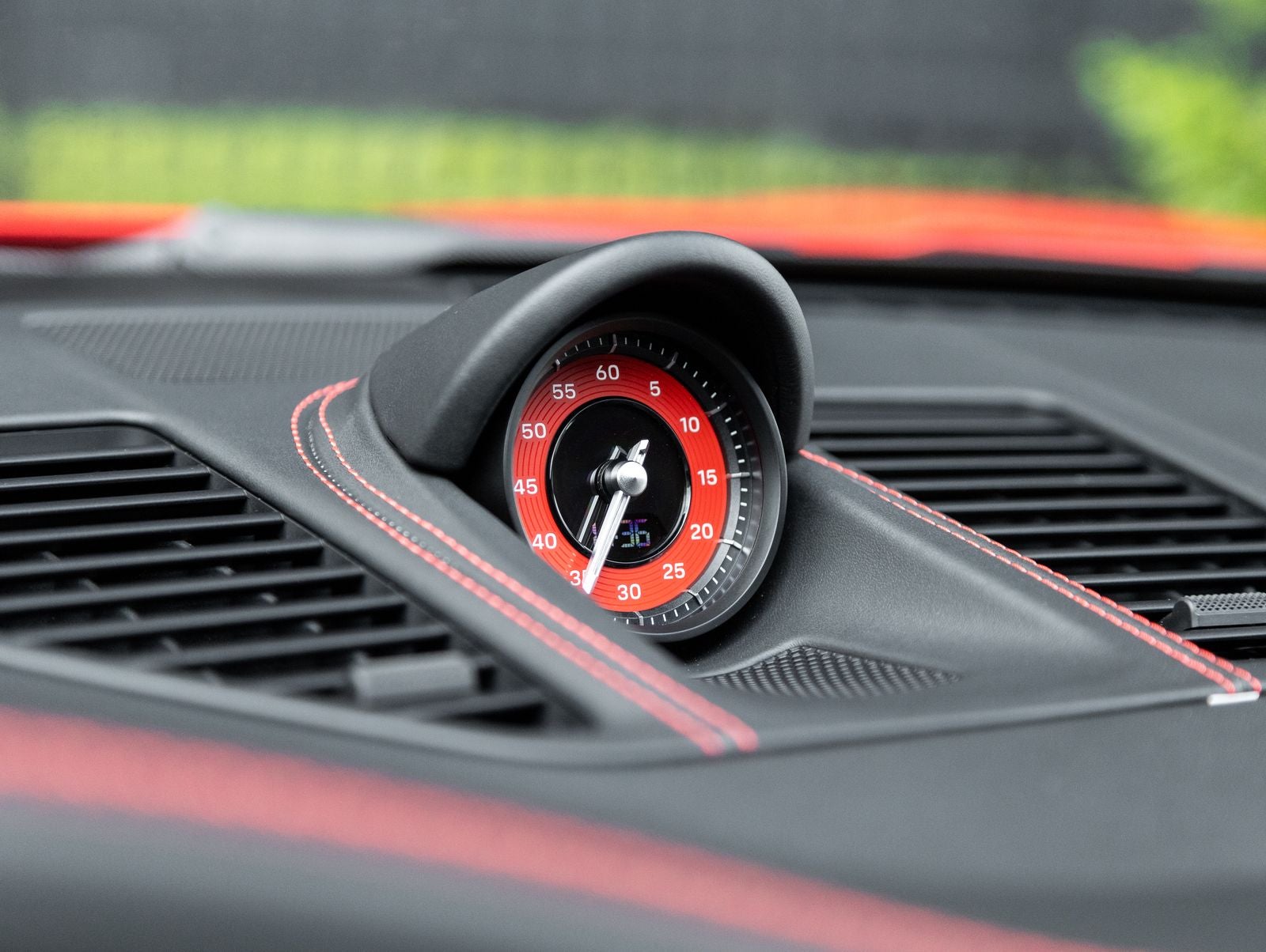 2025 Porsche 911 Carrera GTS